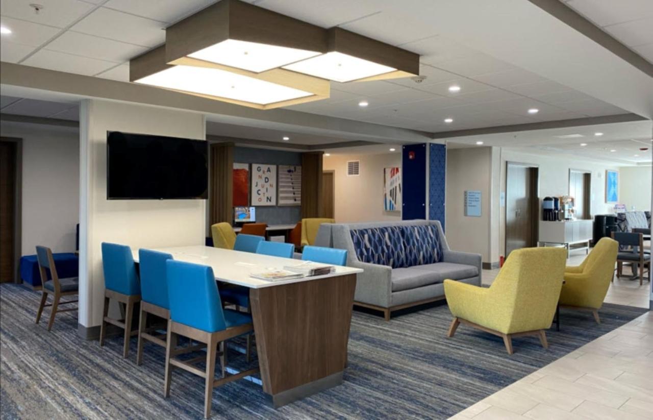 Holiday Inn Express Hotel & Suites Grand Junction By Ihg Екстер'єр фото